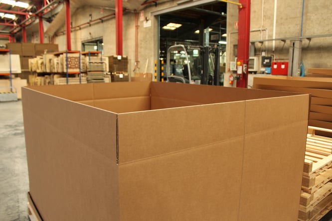 TRANSFORMANDO LA SOSTENIBILIDAD: MEJORANDO LA EFICIENCIA ECOLÓGICA EN LOS GRANDES CONTENEDORES DE CARTÓN